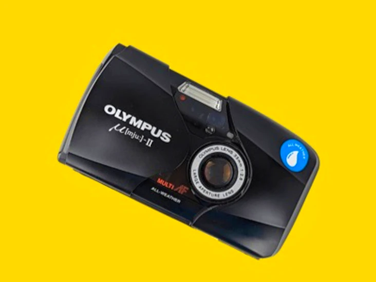 Olympus mju ii f/2.8 - 35mm portable film camera