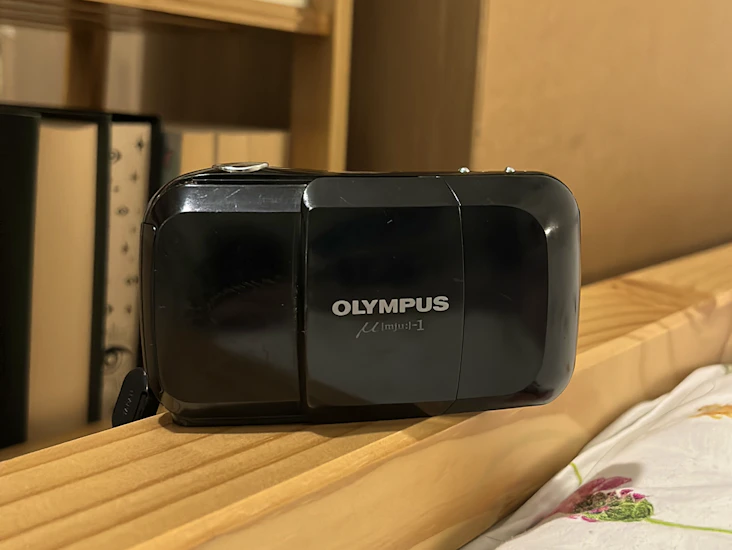 Olympus mju-1 point and shoot 35mm film camera