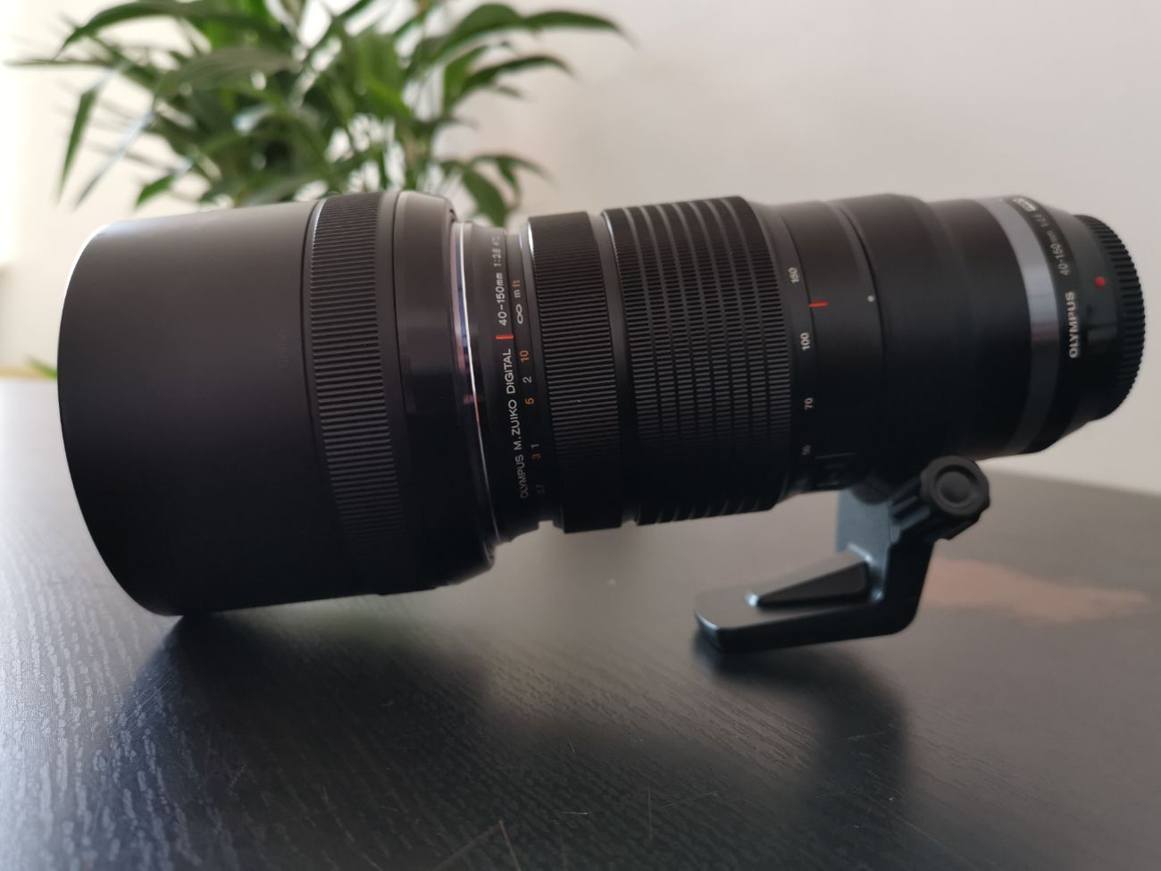 Olympus m.zuiko 40-150mm f2.8 pro lens for mft