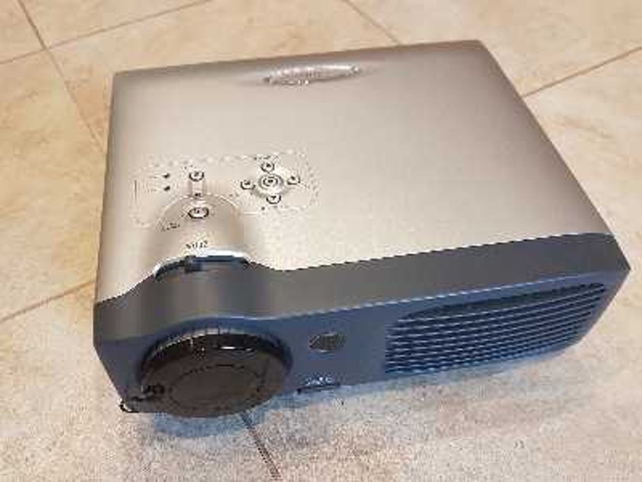 Optoma  video projector 