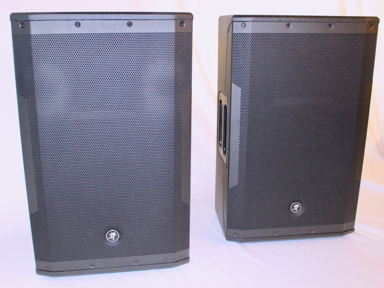 Pa system mackie srm550 1600w active 