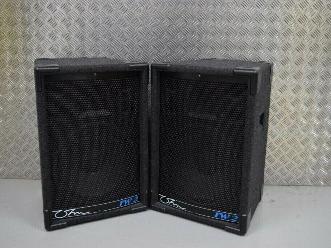 Pair of 12" speakers package - (delivery & set up available) 