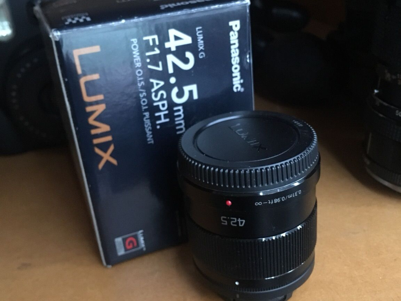 Panasonic 42.5mm f1.7 lens