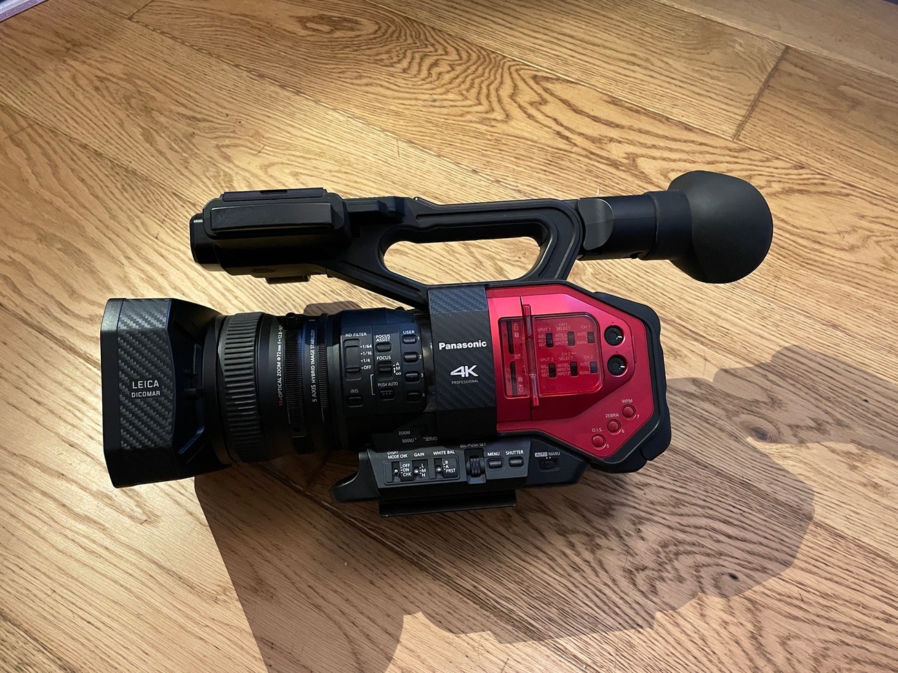 Panasonic ag-dvx200 4k camcorder