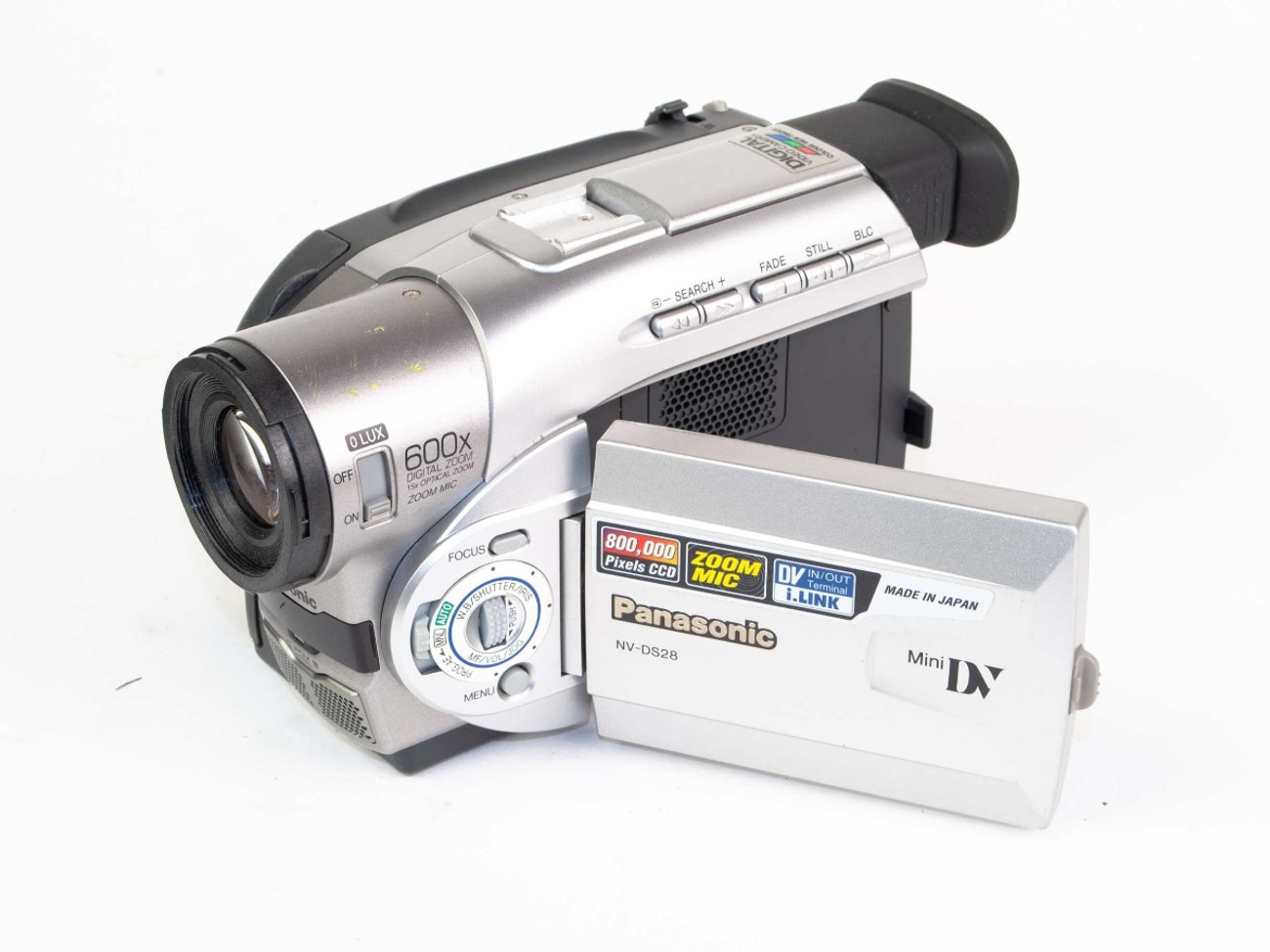 Panasonic nv-ds28 mini dv camera