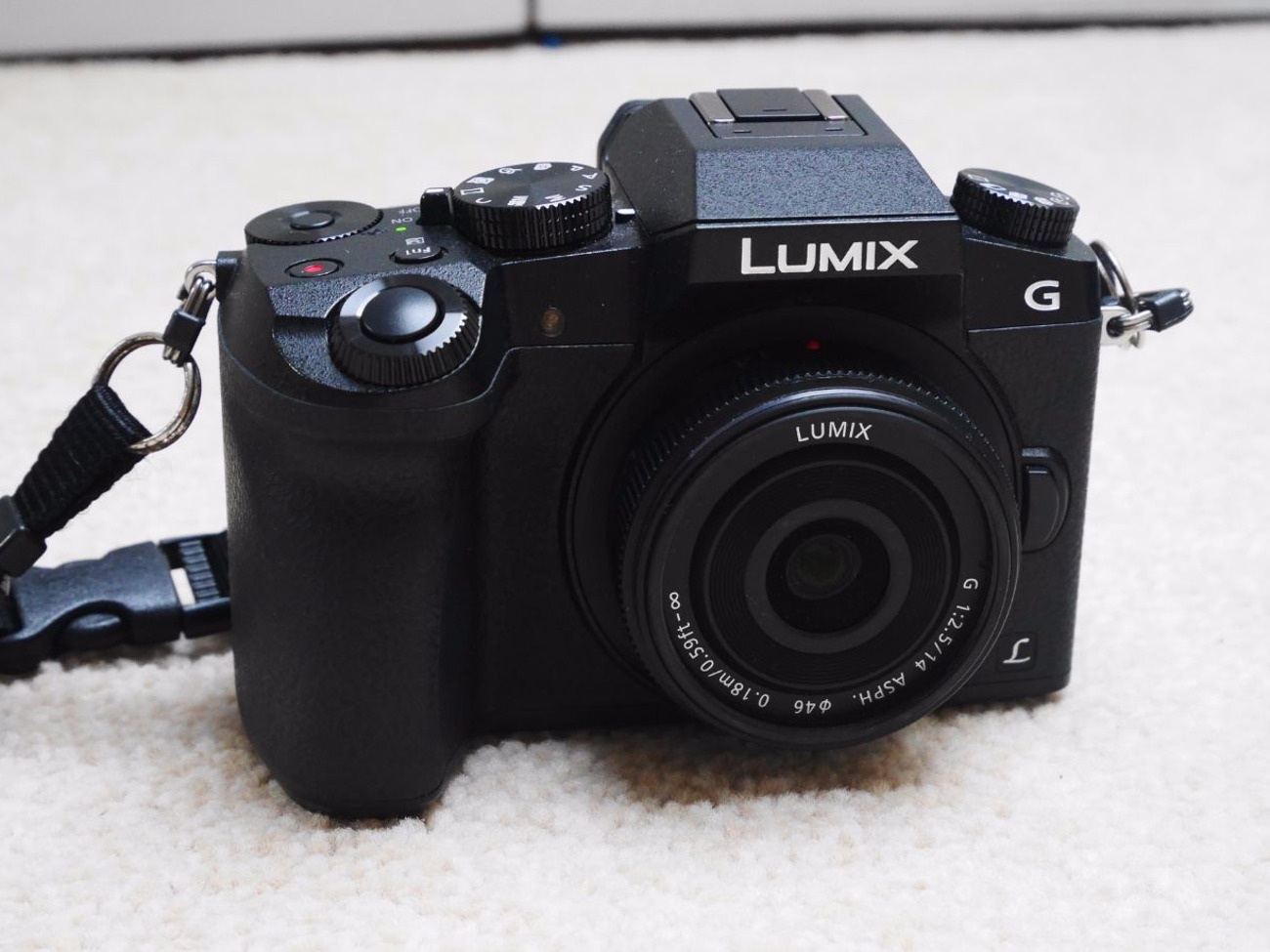 Panasonic g7 camera (body only)