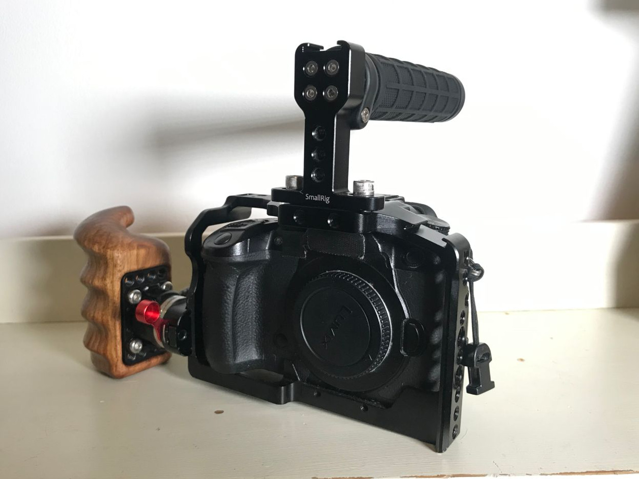 Panasonic gh5 filmmakers kit cage handle bundle