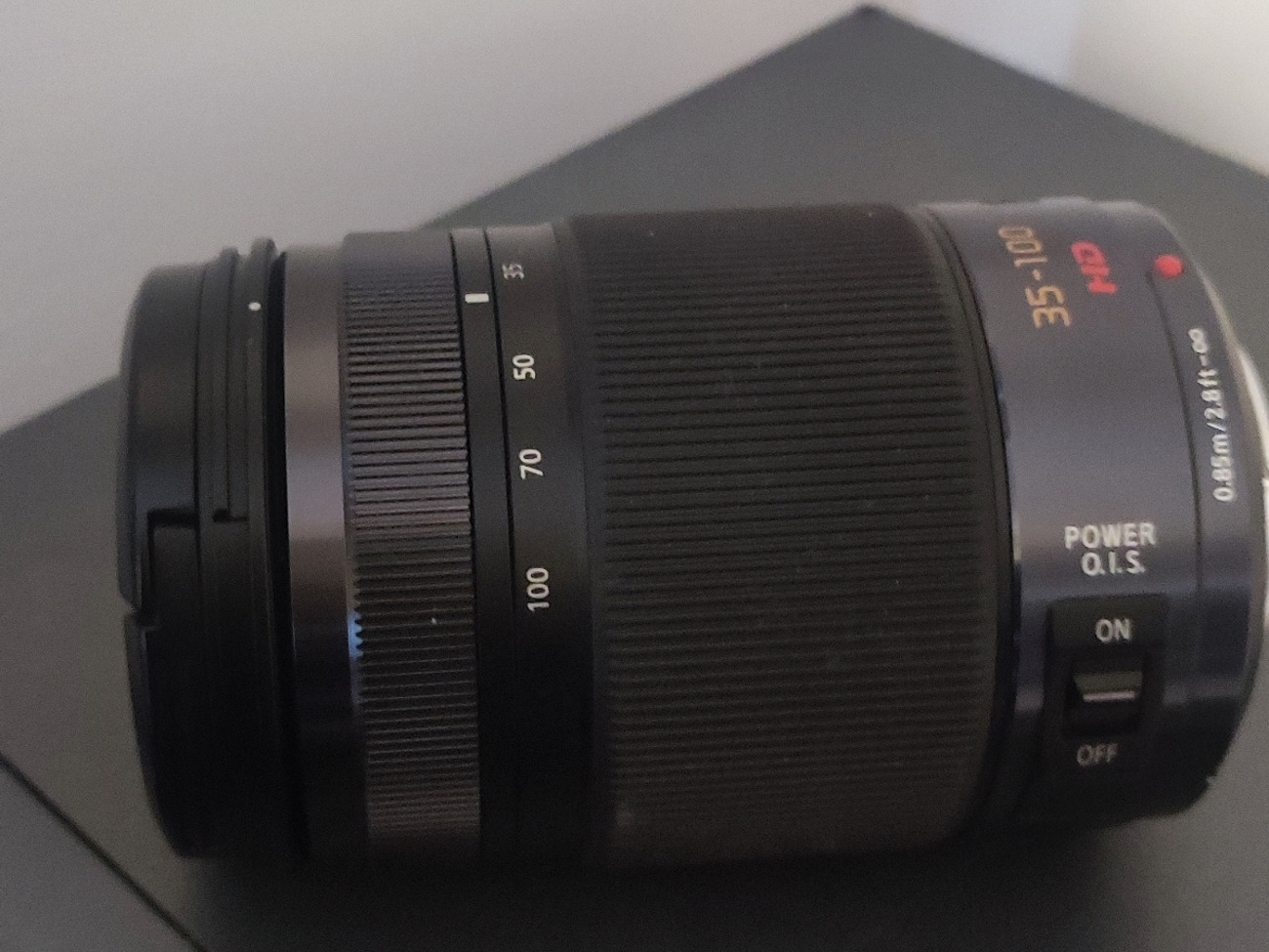 Panasonic lumix 35 - 100mm f2.8 mft zoom lens