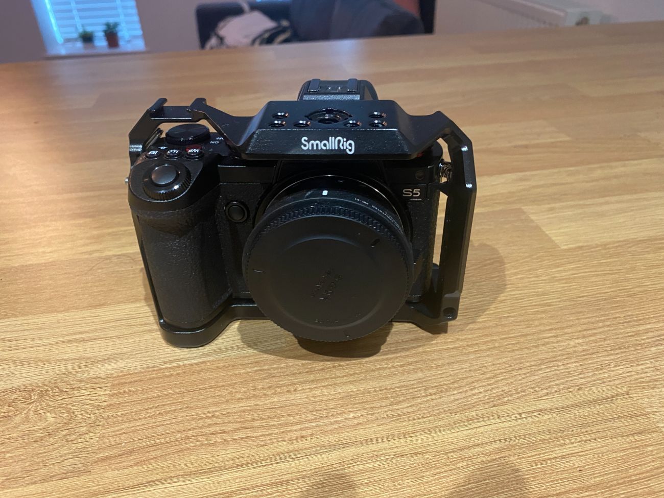 Panasonic lumix dc-s5 4k 10-bit camera (body only) 