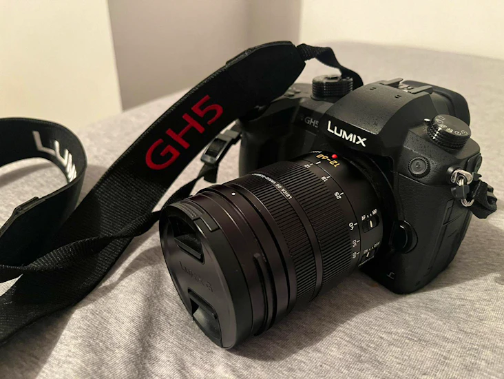 Panasonic lumix gh5 camera with lens