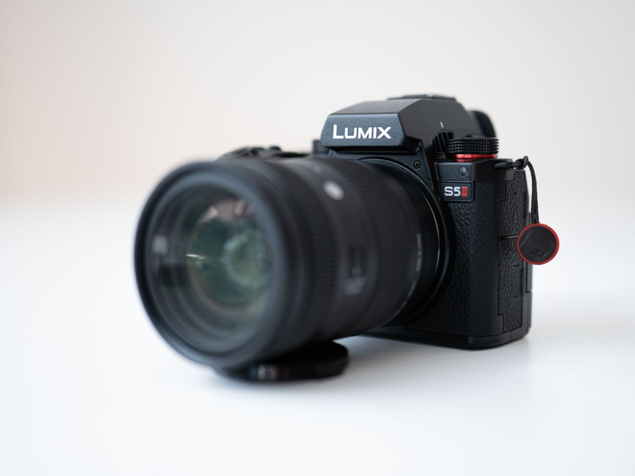 Rent Panasonic Lumix S5 II X/ S5II X + Sigma 28-70mm f2.8 BASIC 