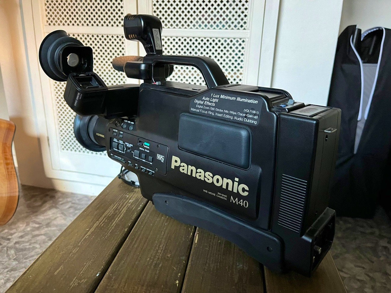 Rent VHS PANASONIC M40 VIDEO CAMERA WITH x NEW BATTERIES NEW