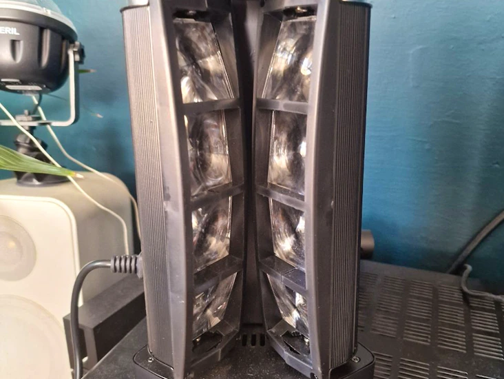 Party light. moving head mini spider light