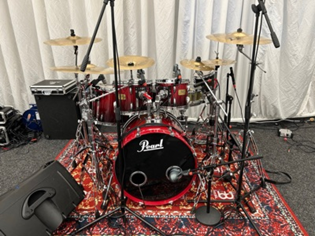 Pearl full drums kit