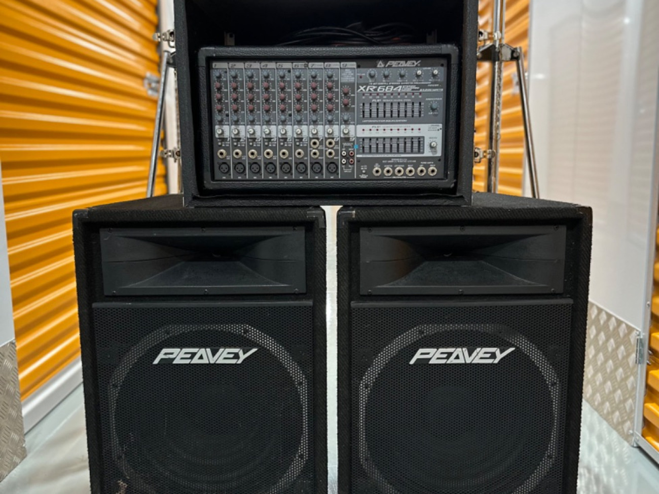 Peavey pa speaker system