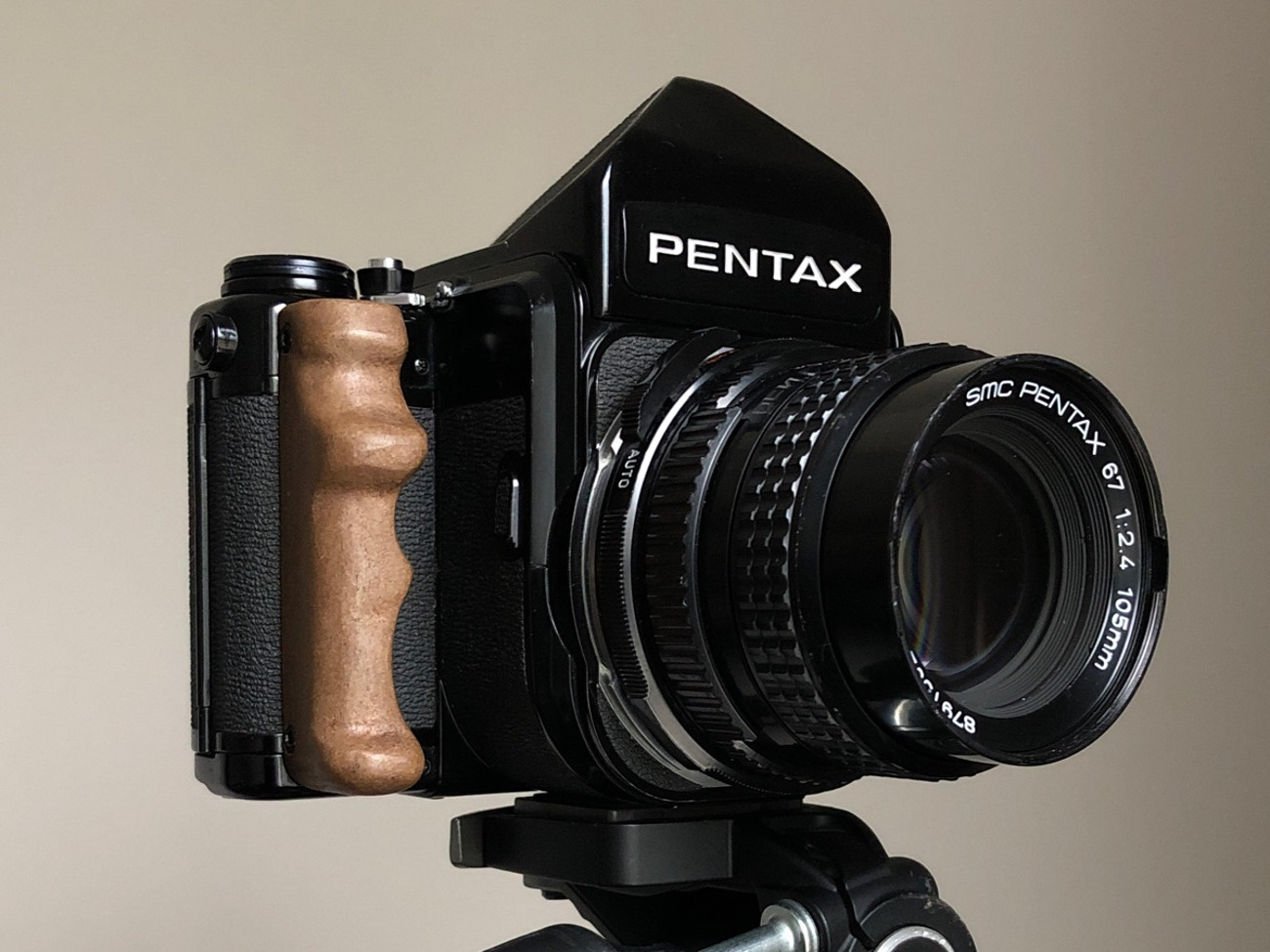 Pentax 67 + pentax smc 105mm f/2.4 lens