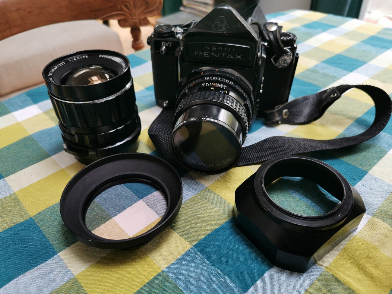 Pentax 6x7 mlu with 2 lenses 105mm and 75mm