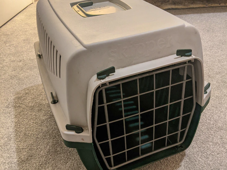 Pet carrier