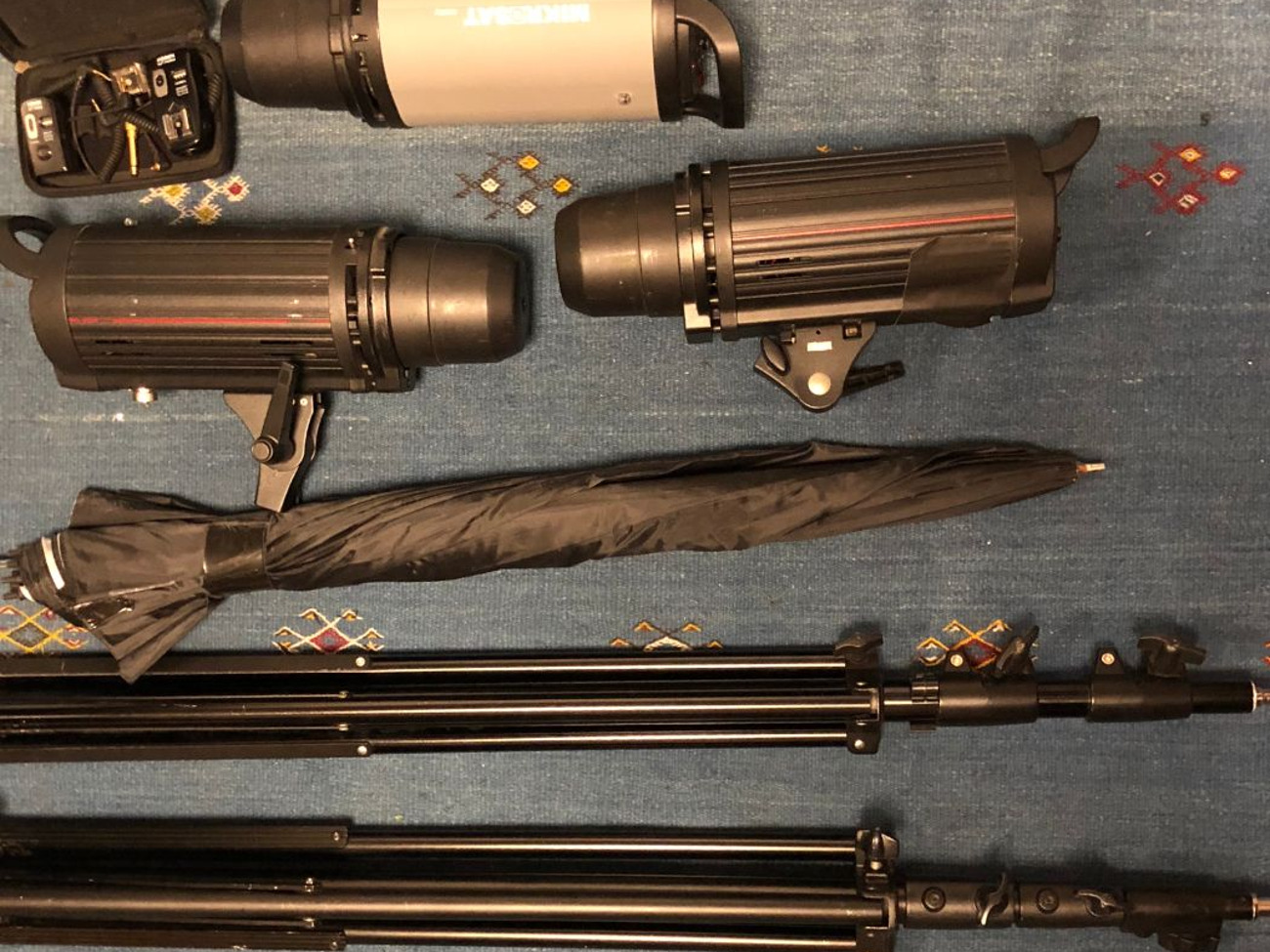 Photography equipment / flashes / air remote / stands