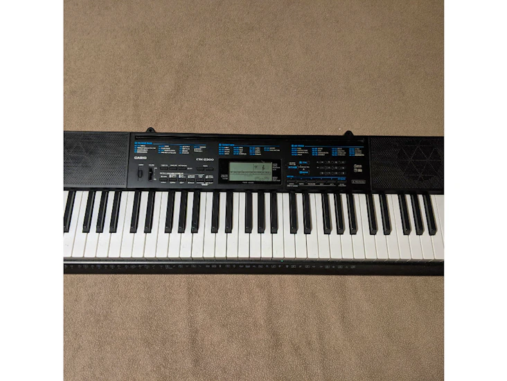 Piano keyboard