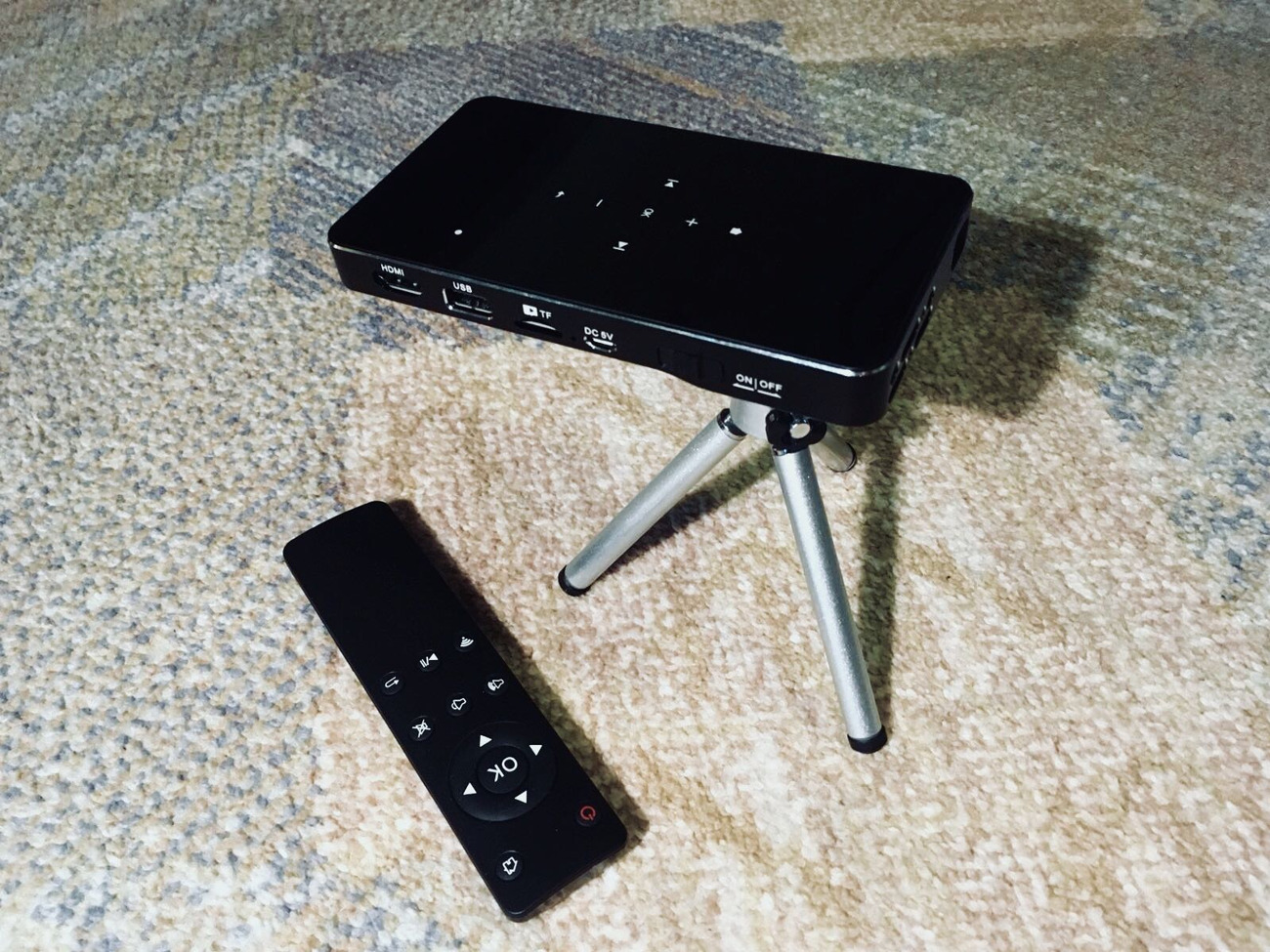 Pico projector hdmi 1080p