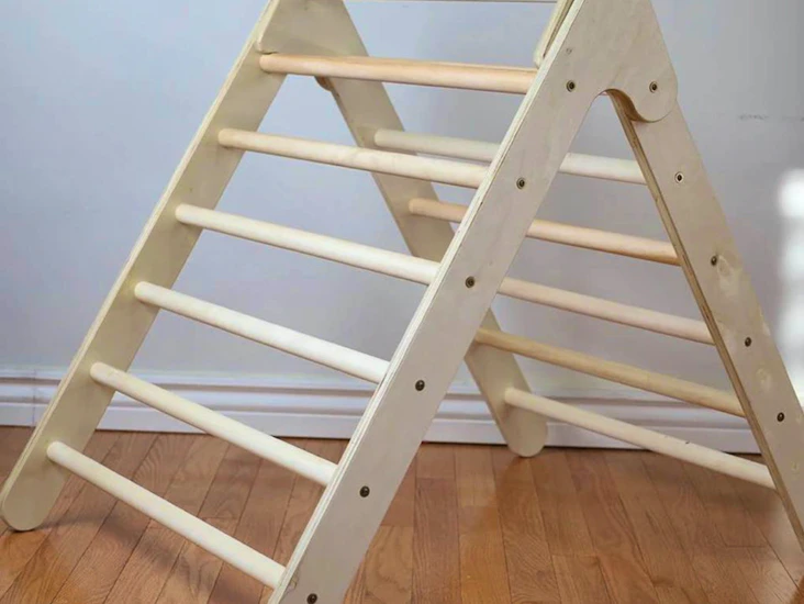 Pikler triangle (with or without ramp)