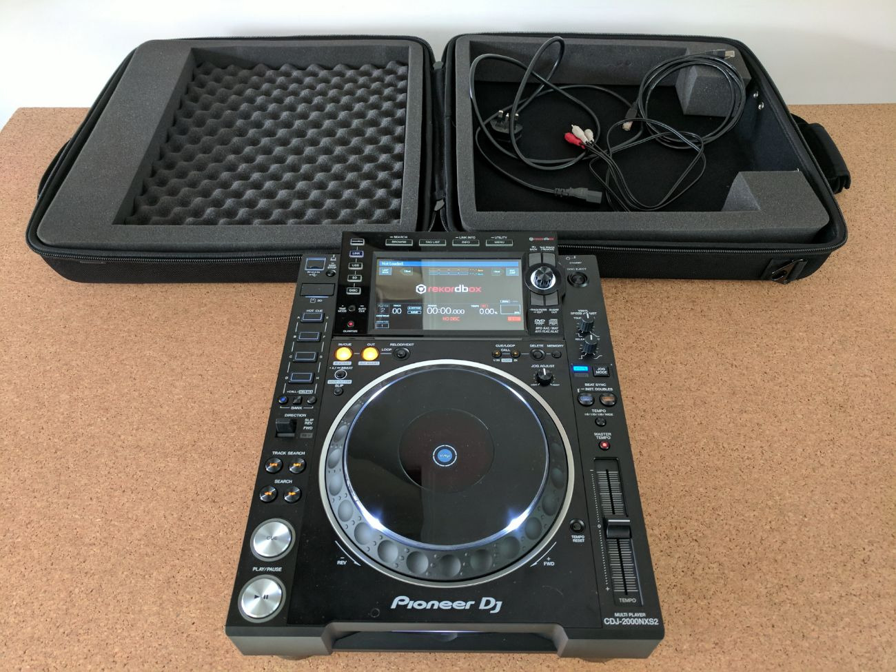 Pioneer cdj 2000 nx2 deck (single)