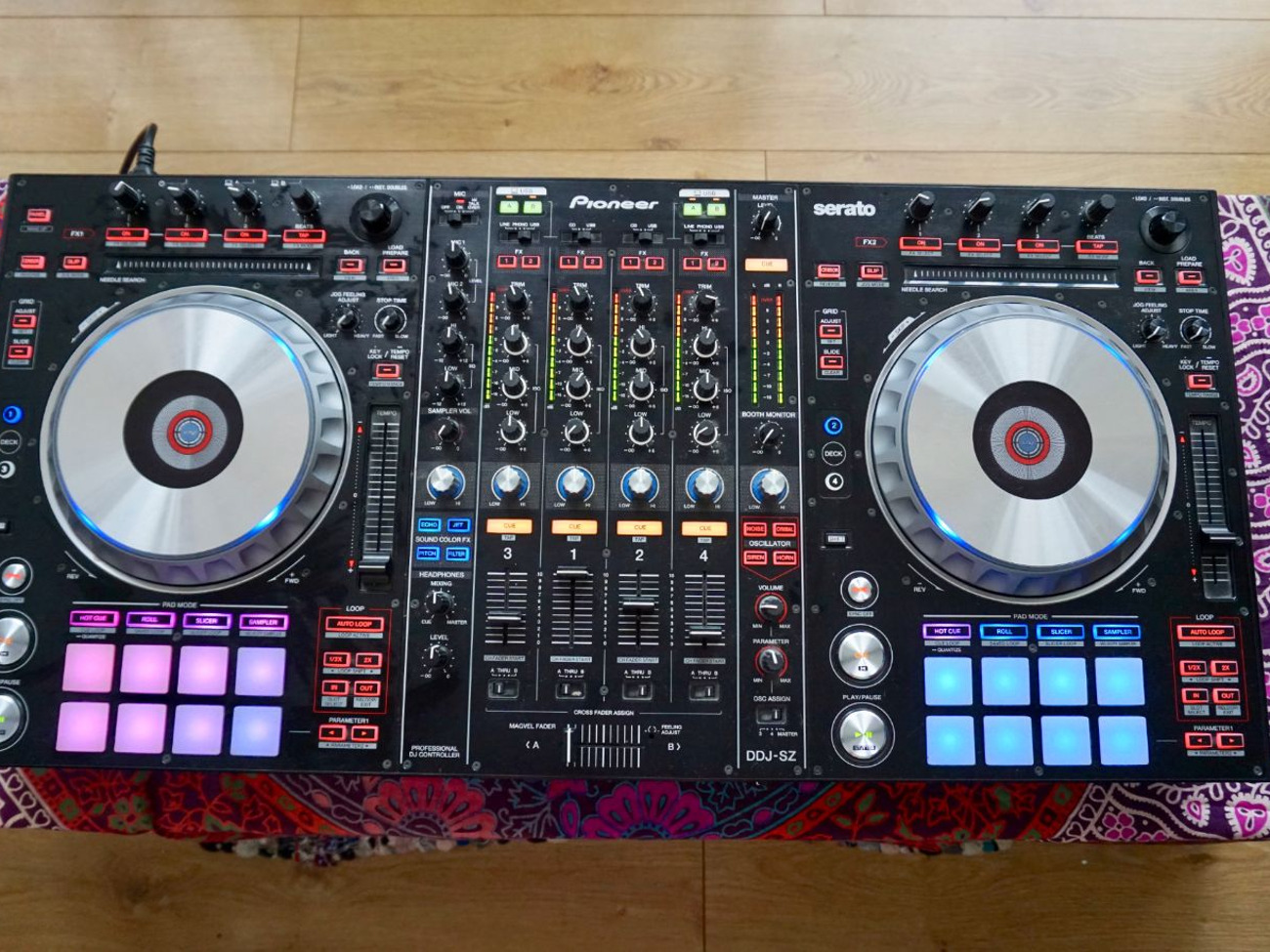 Pioneer ddj - sz controller (pioners flagship controller!)