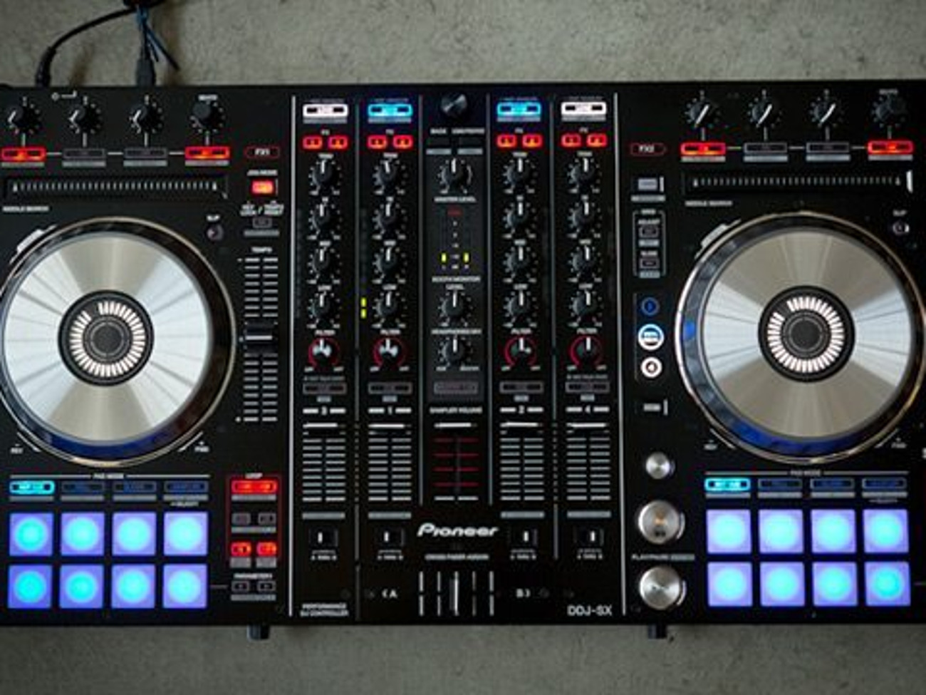 Pioneer ddj sx + flight case