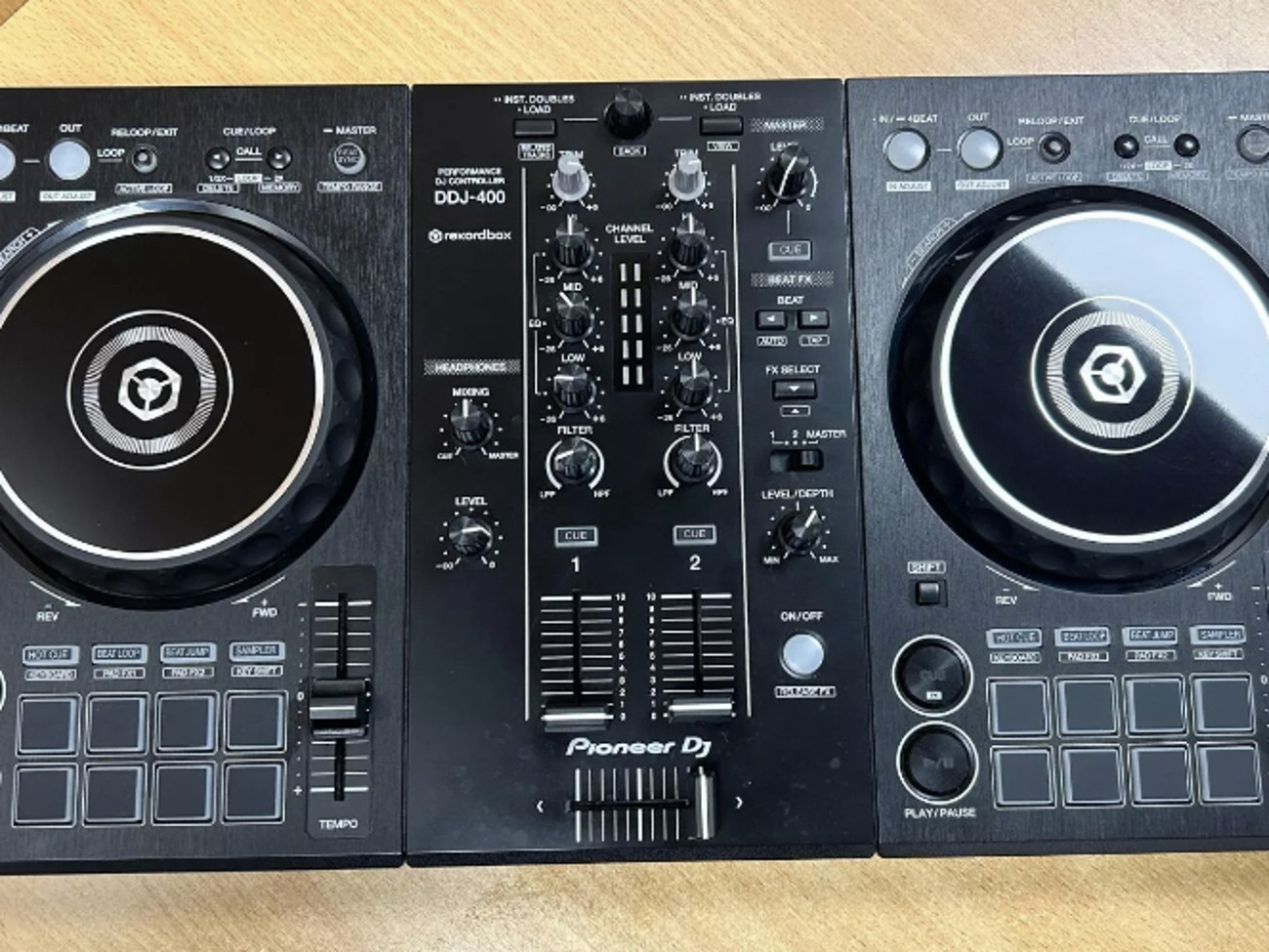Pioneer ddj-400 controller