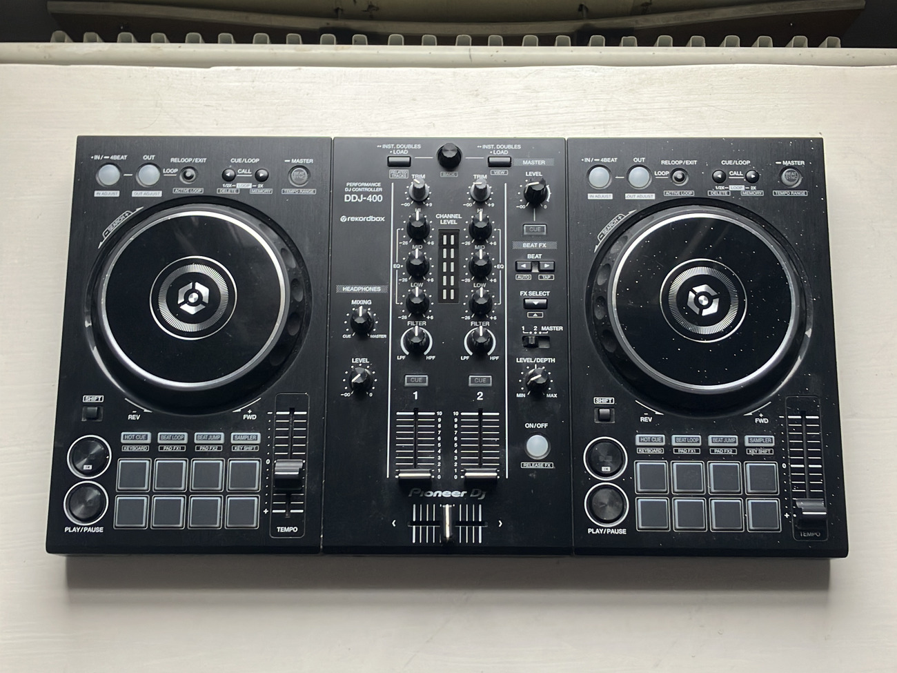 Pioneer DDJ-400 Pioneer DJ › DDJ-400-N › Controller