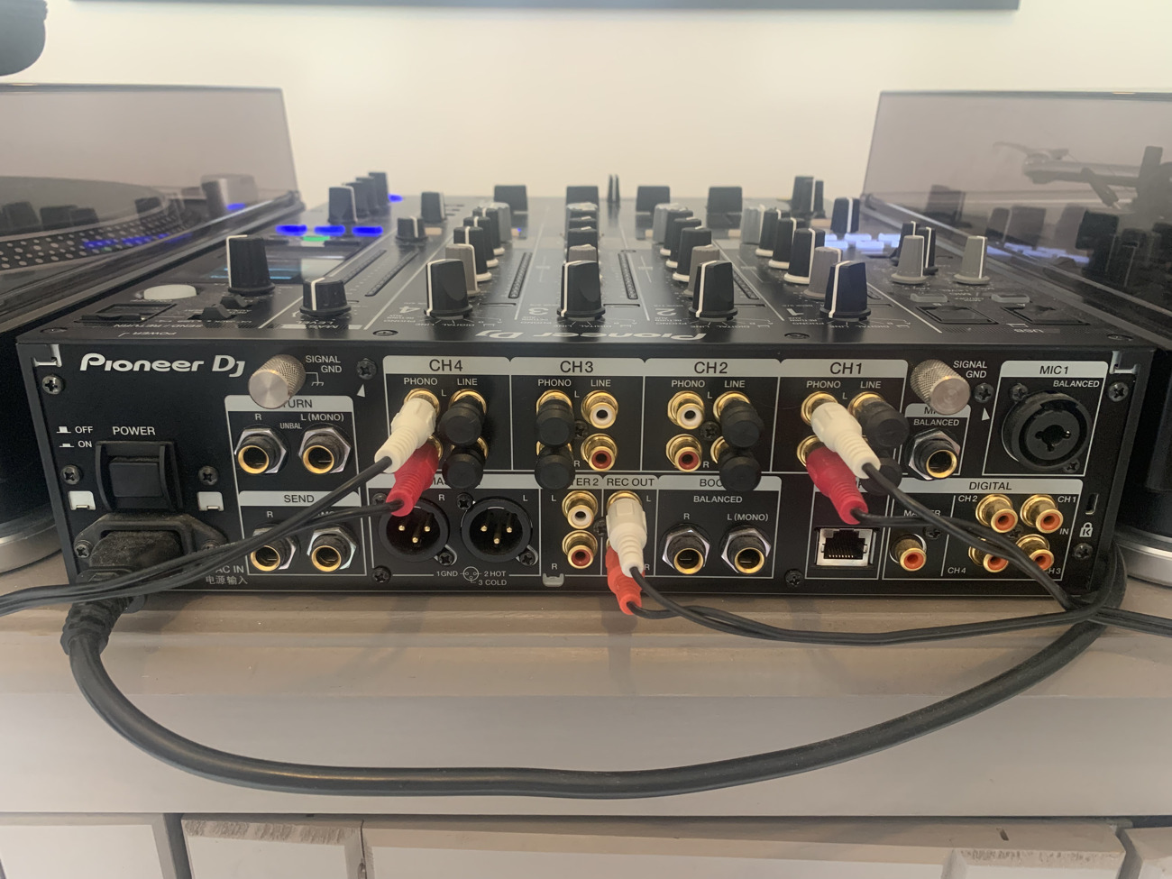 Pioneer djm900 nxs2 mixer - excellent condition