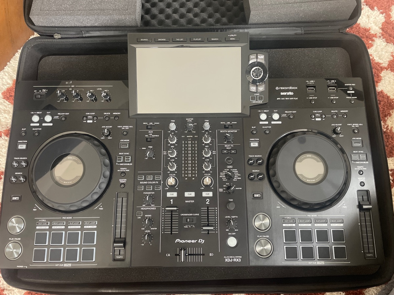 Pioneer xdj rx3 controller 