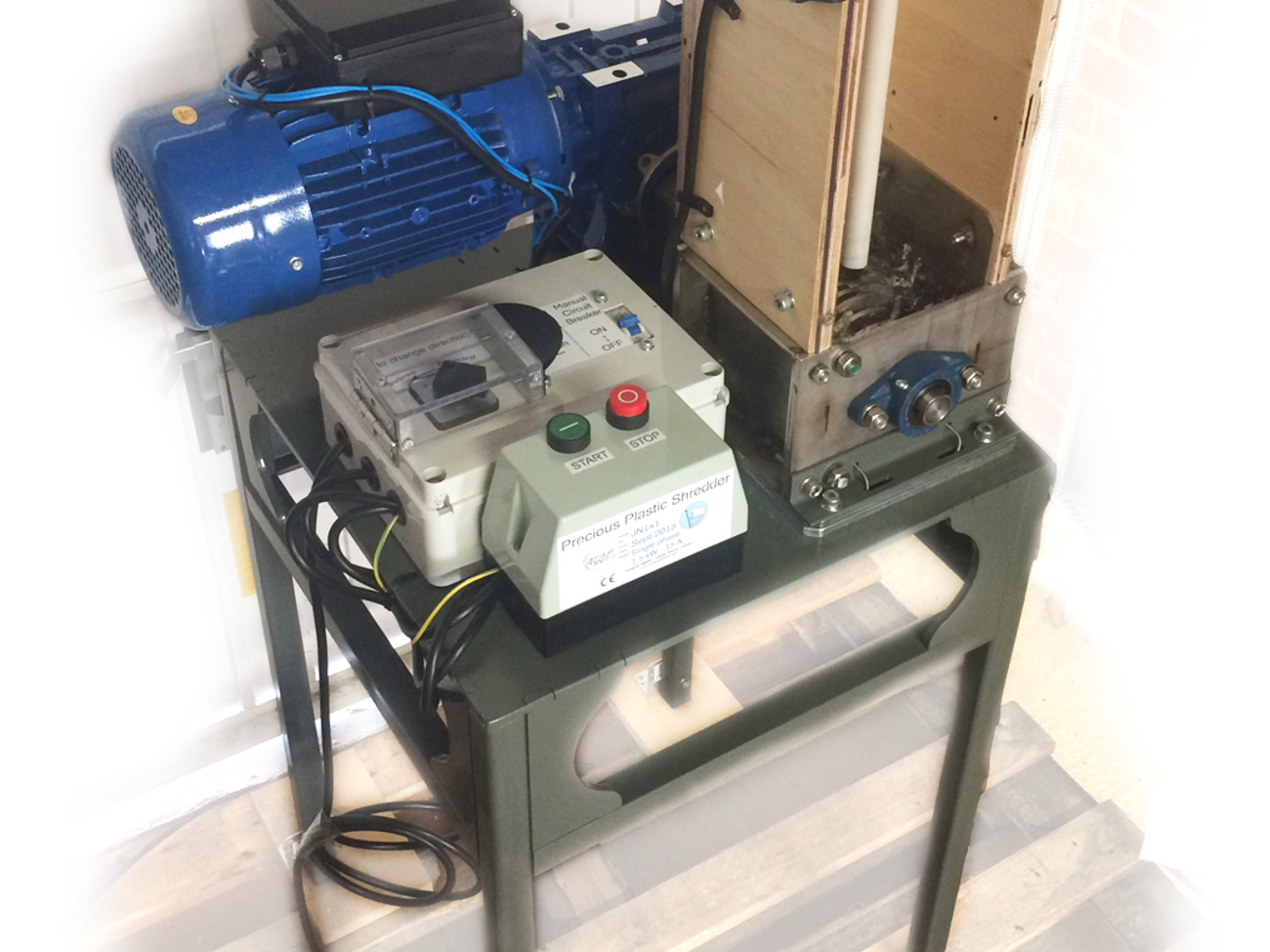 Plastic shredding machine (single phase)