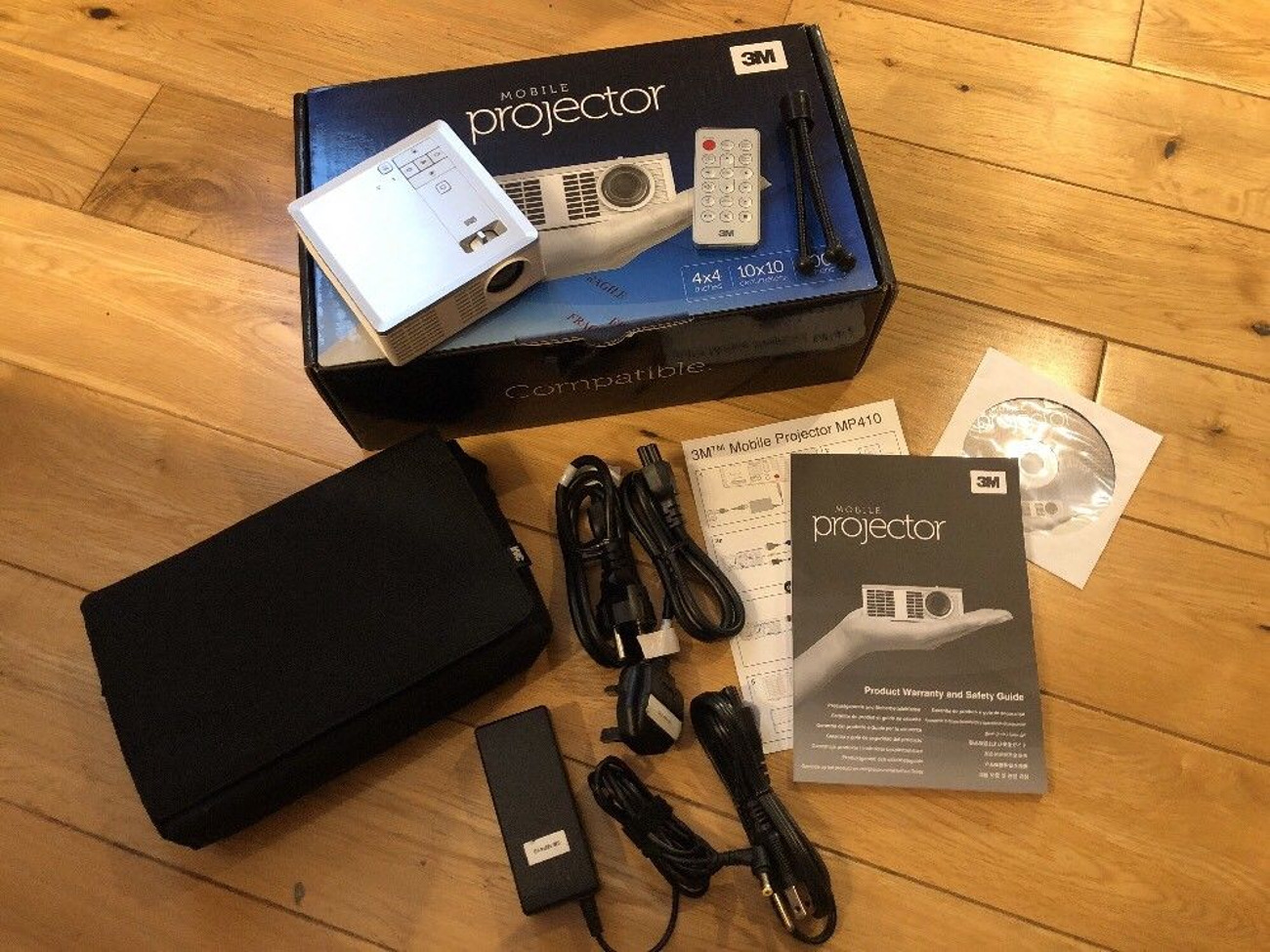 Pocket projector with remote: 3m mp410 