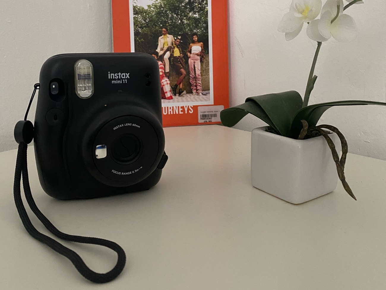 Polaroid fuijfilm camera