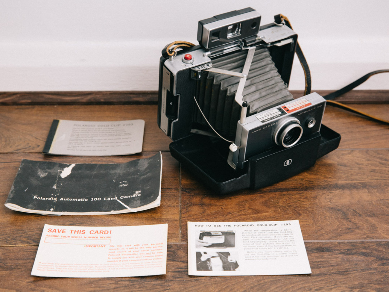 Polaroid land camera automatic 100