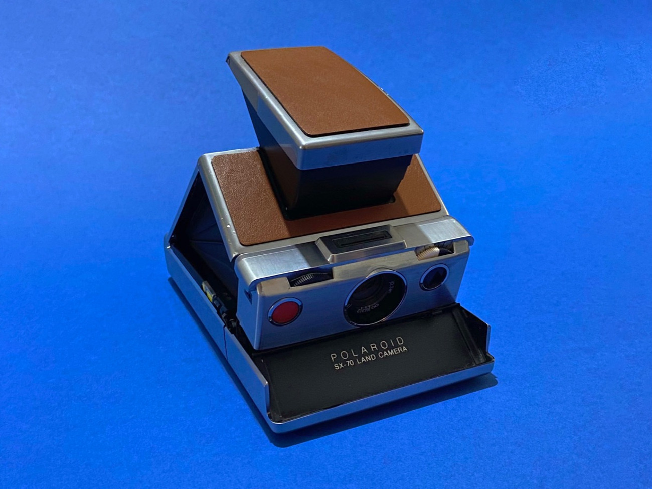 Polaroid land camera sx-70 model 1 - chrome and tan leather