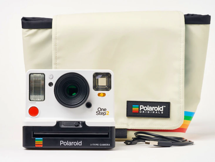 Polaroid originals one step 2 with carry case