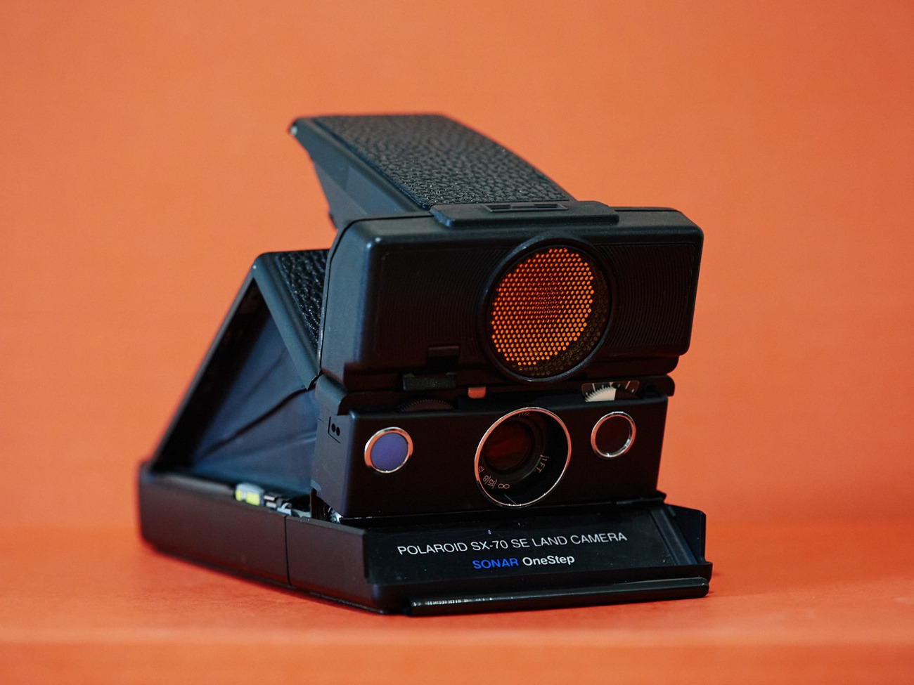 Polaroid sx-70 se land camera sonar impossible project sx70