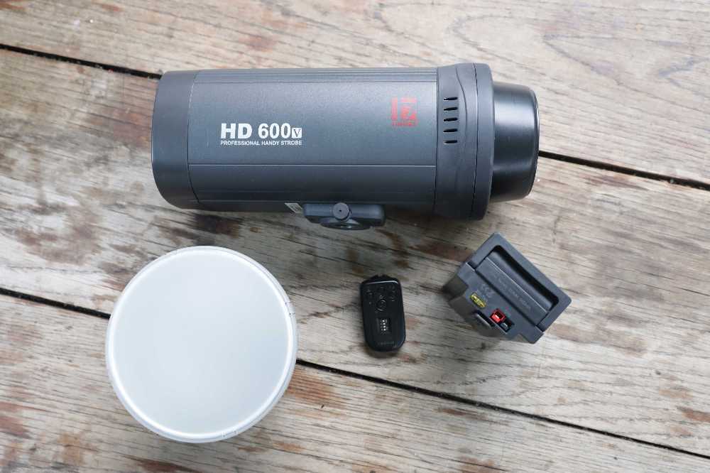 Jinbei hd600 monoblock flash with stand