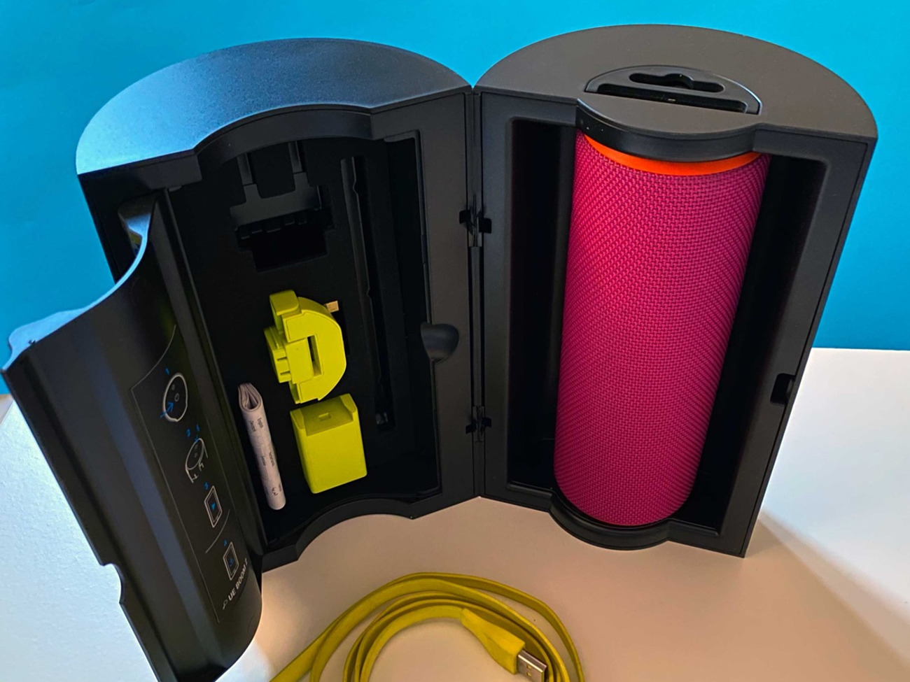 Portable bluetooth speaker (ue boom)