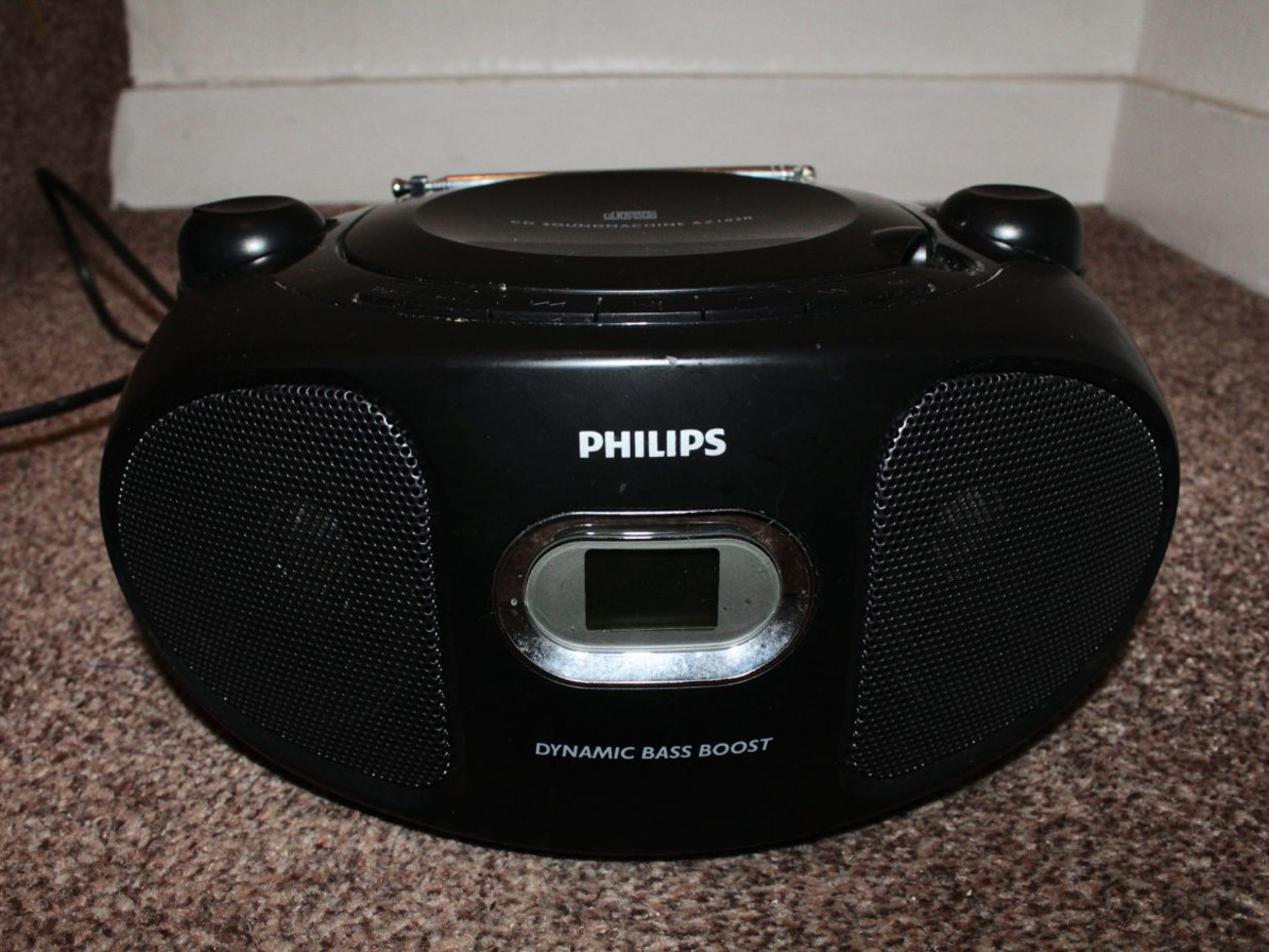 Portable cd player and radio