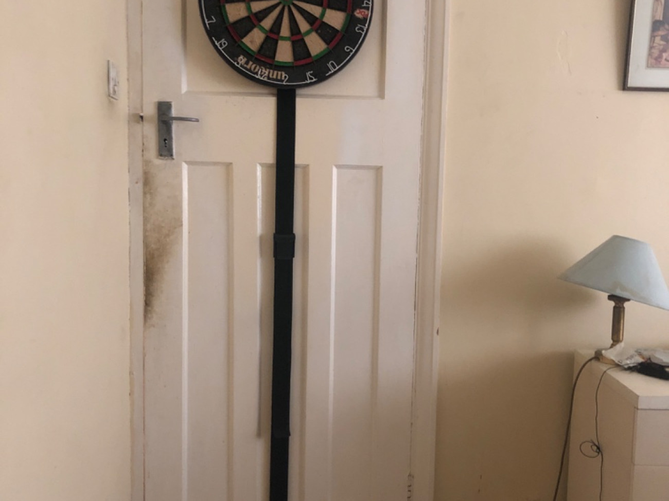 Portable darts board 