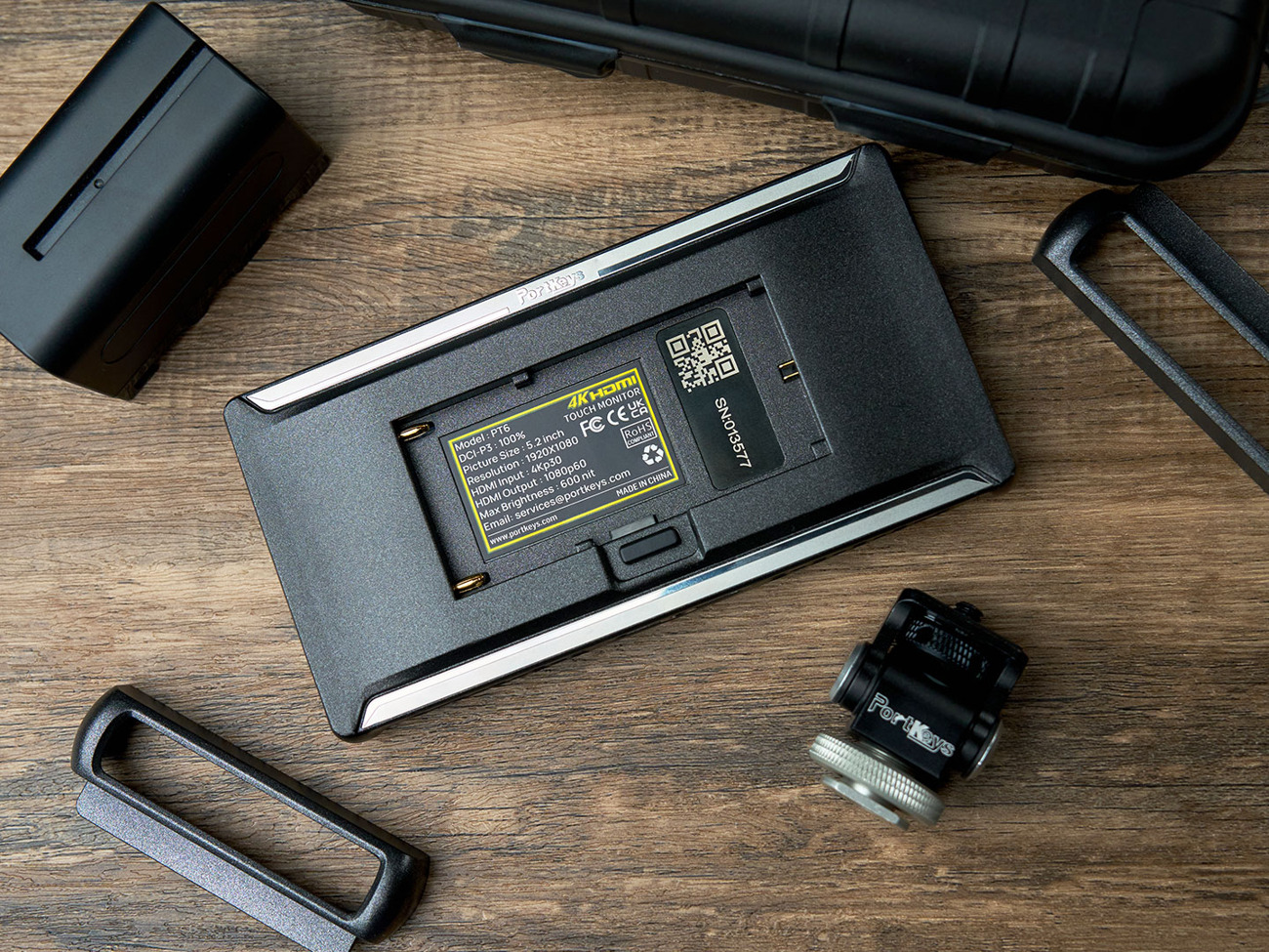 Portkeys pt6 5.2" monitor (x2 batteries & charger included).