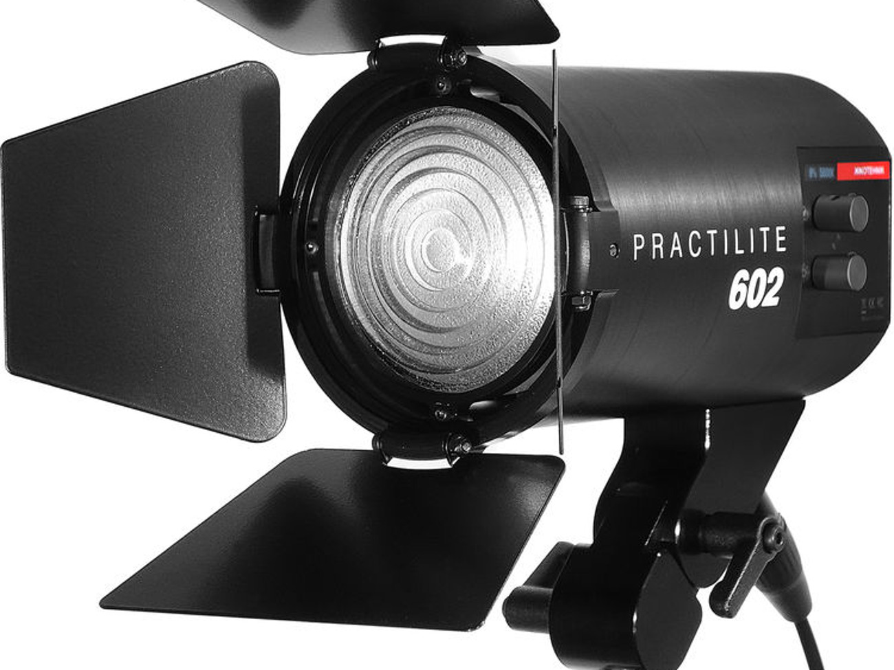 Practilite 300w bi colour freznel 3 light kit