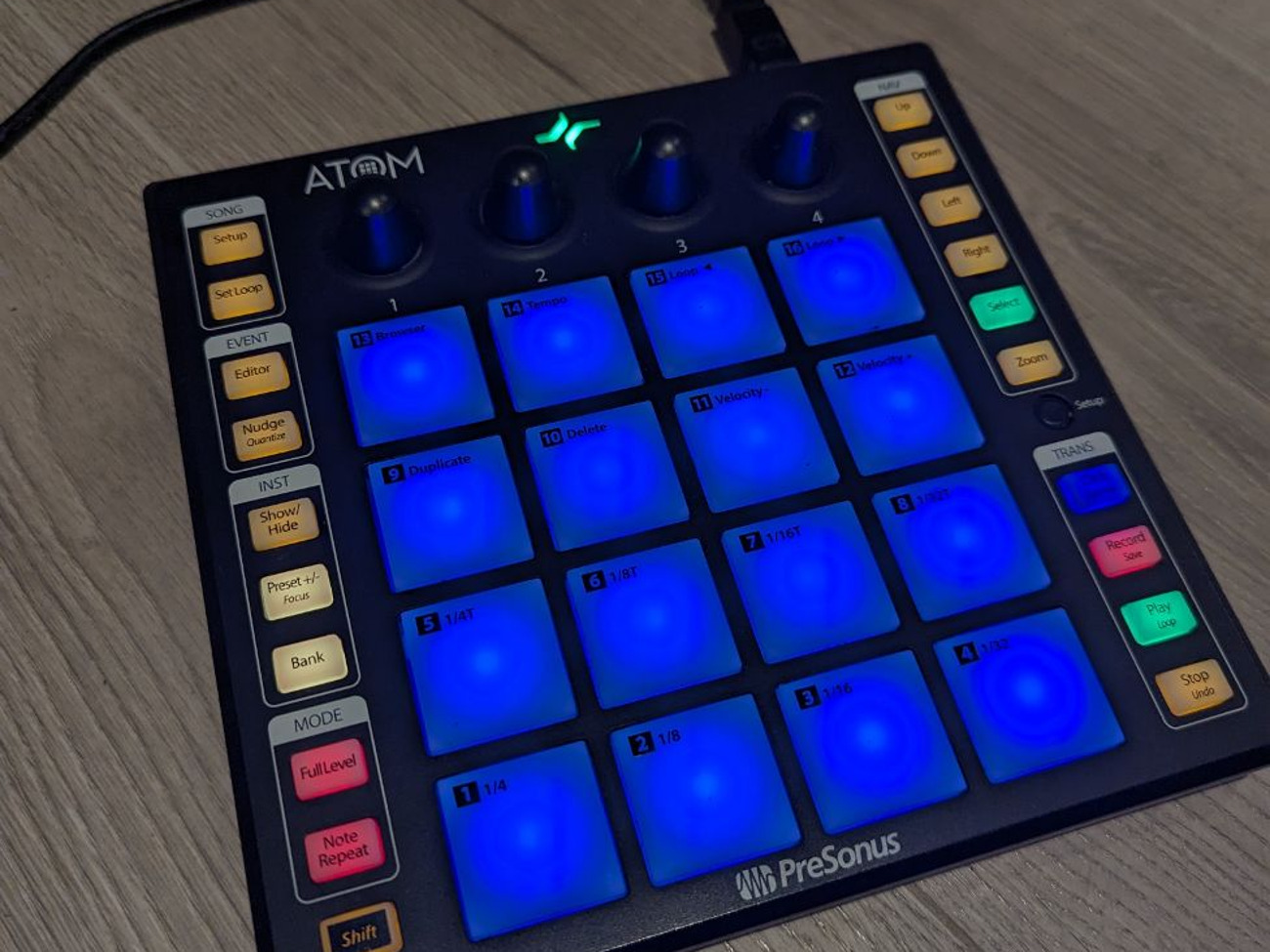 Presonus atom midi pad controller (beat pad, drum pad)