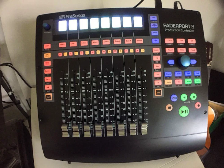 Presonus faderport 8