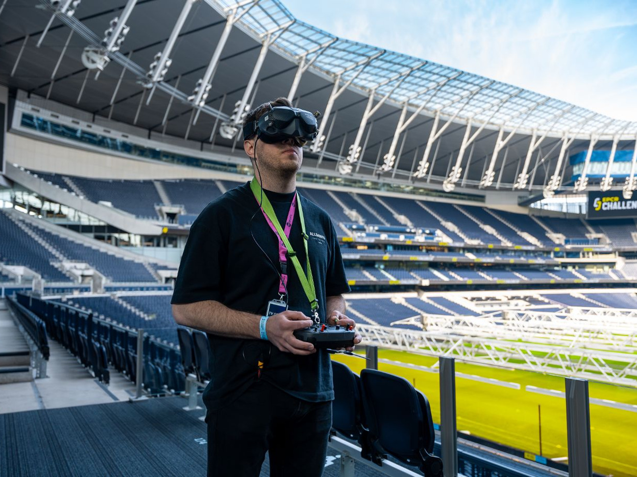 Rent Professional FPV Drone Pilot London from Greg W, Knightsbridge &  Belgravia, Westminster for £1,100/day