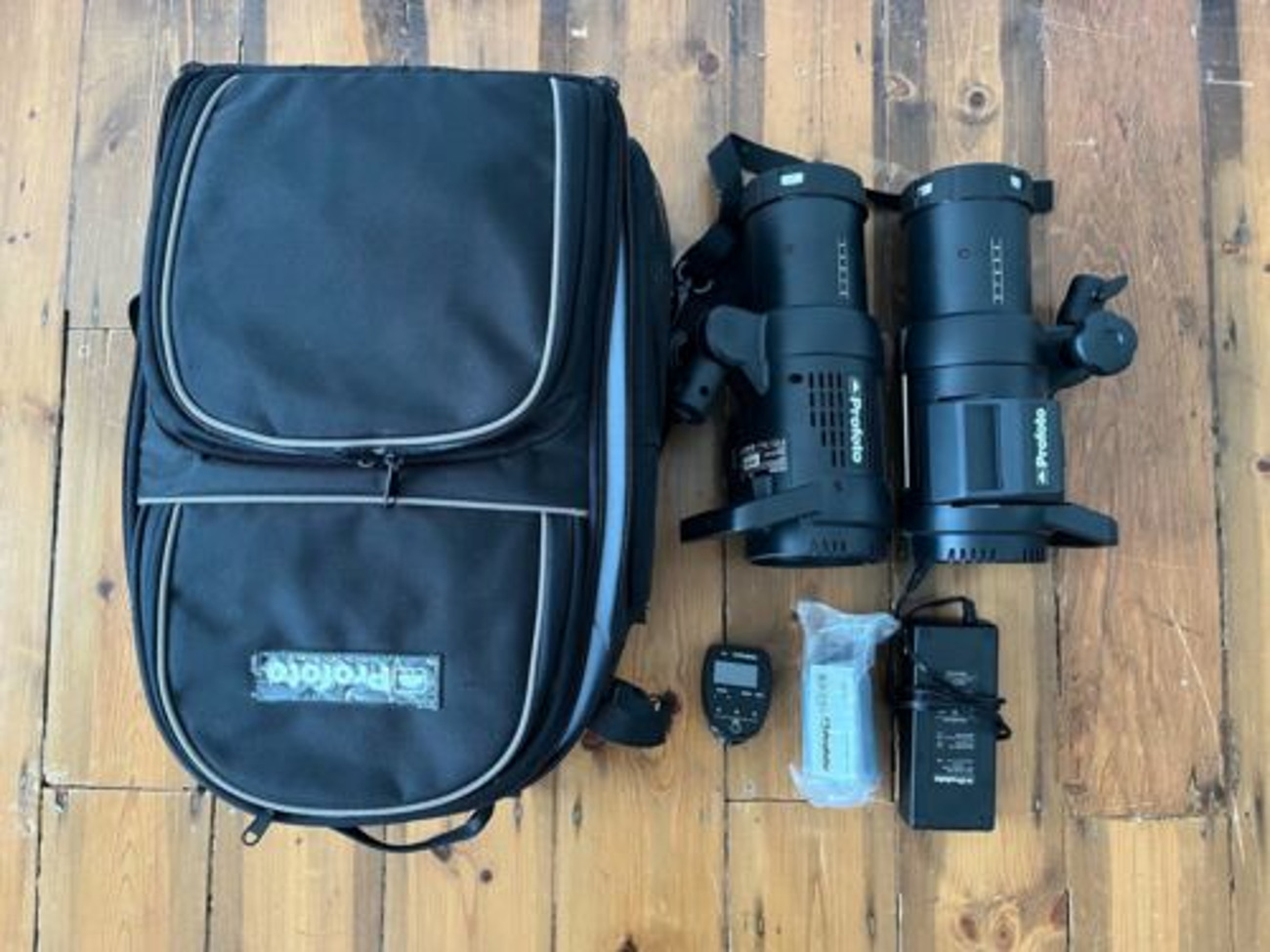 Profoto b1 location kit - 2x 500 airttl 5 batteries